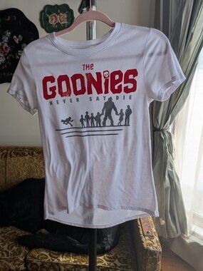 The Goonies "Never Say Die" Tshirt X-small